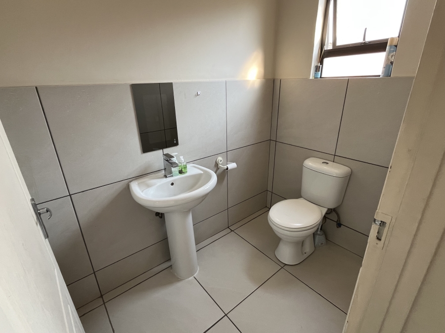 To Let 3 Bedroom Property for Rent in Cashan North West
